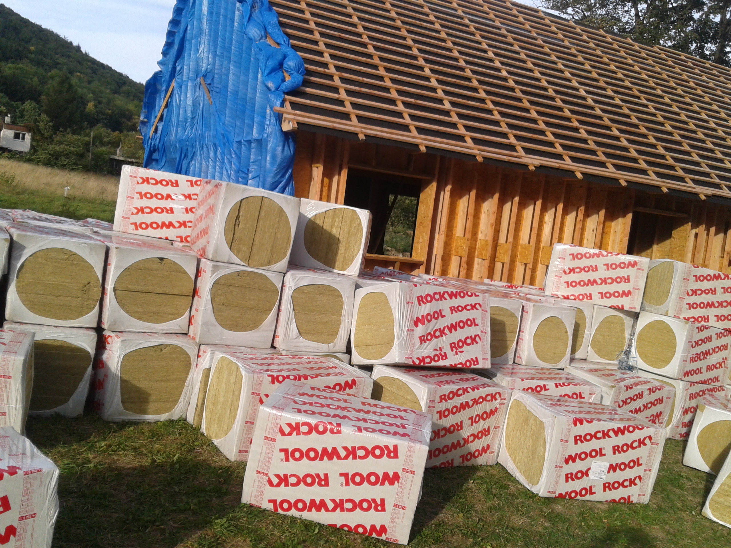 Obrázek bez popisku. Obrázek bez popisku.