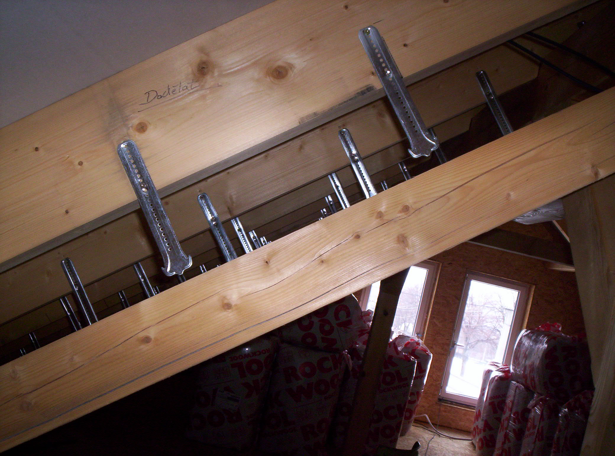 Obrázek bez popisku. Obrázek bez popisku.